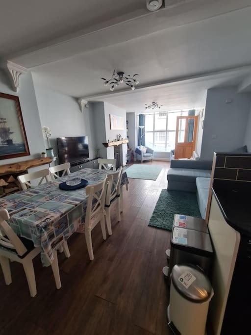 Beach Retreat Village Centre Location Shaldon Extérieur photo
